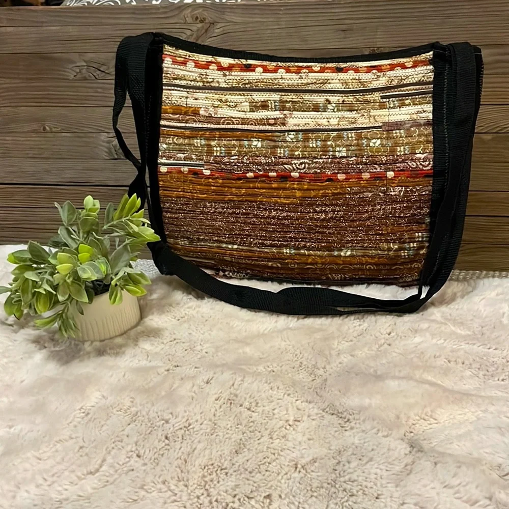 Hand Crafted Quilted Patchwork Rug Everyday Laptop Computer Tote Bag Purse